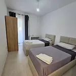 Tower Bridge Apartment
